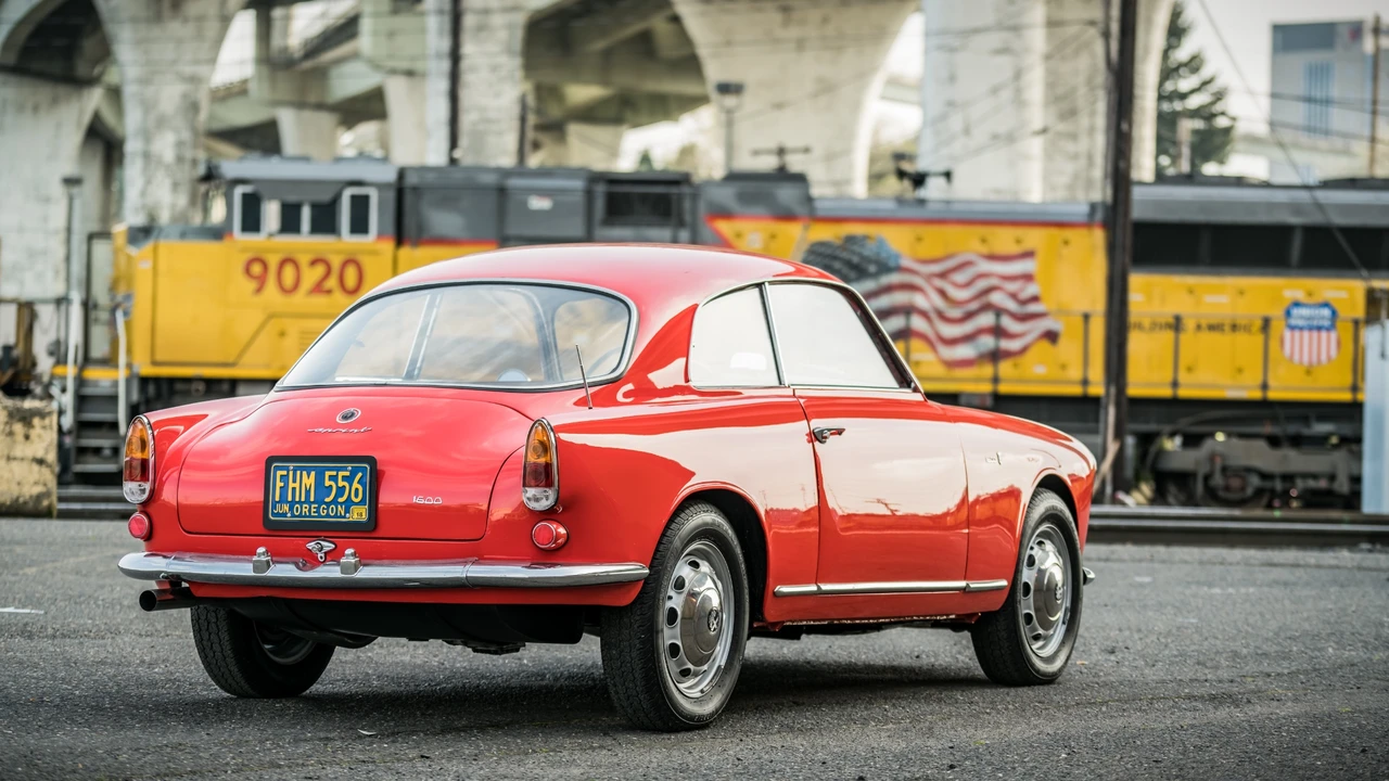 1964 Alfa Romeo Giulia Sprint GT - Image 9 of 31