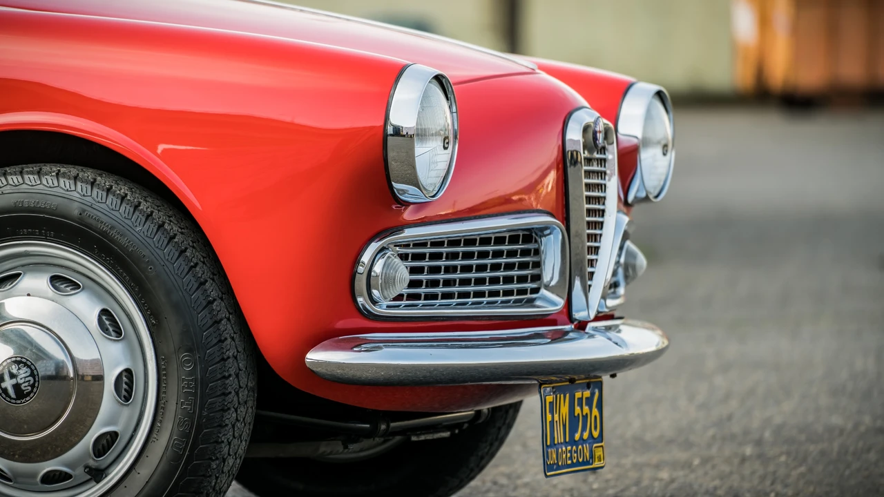 1964 Alfa Romeo Giulia Sprint GT - Image 18 of 31