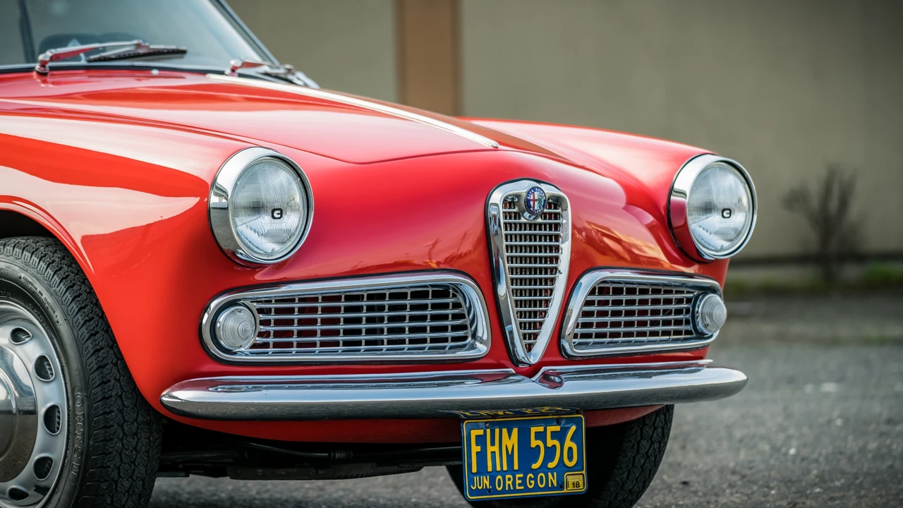 1964 Alfa Romeo Giulia Sprint GT - Image 19 of 31