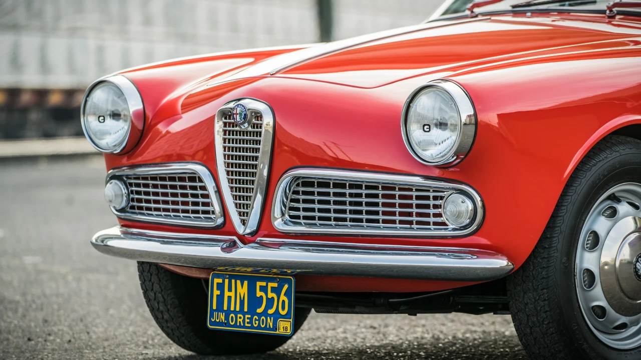 1964 Alfa Romeo Giulia Sprint GT - Image 21 of 31