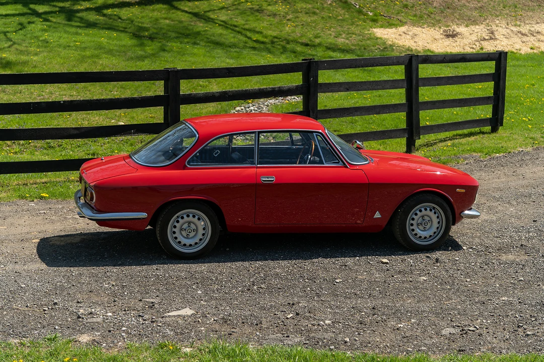 1964 Alfa Romeo Giulia Sprint GT - Image 19 of 31