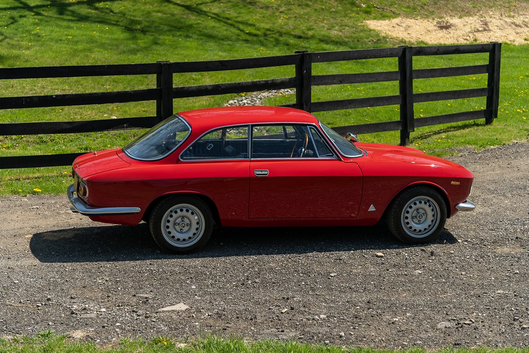 1964 Alfa Romeo Giulia Sprint GT - Image 18 of 31