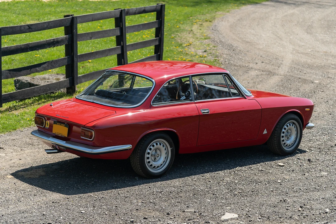 1964 Alfa Romeo Giulia Sprint GT - Image 24 of 31