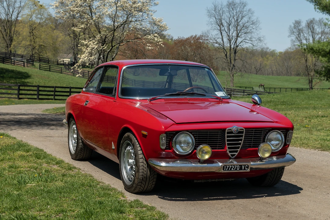 1964 Alfa Romeo Giulia Sprint GT - Image 12 of 31