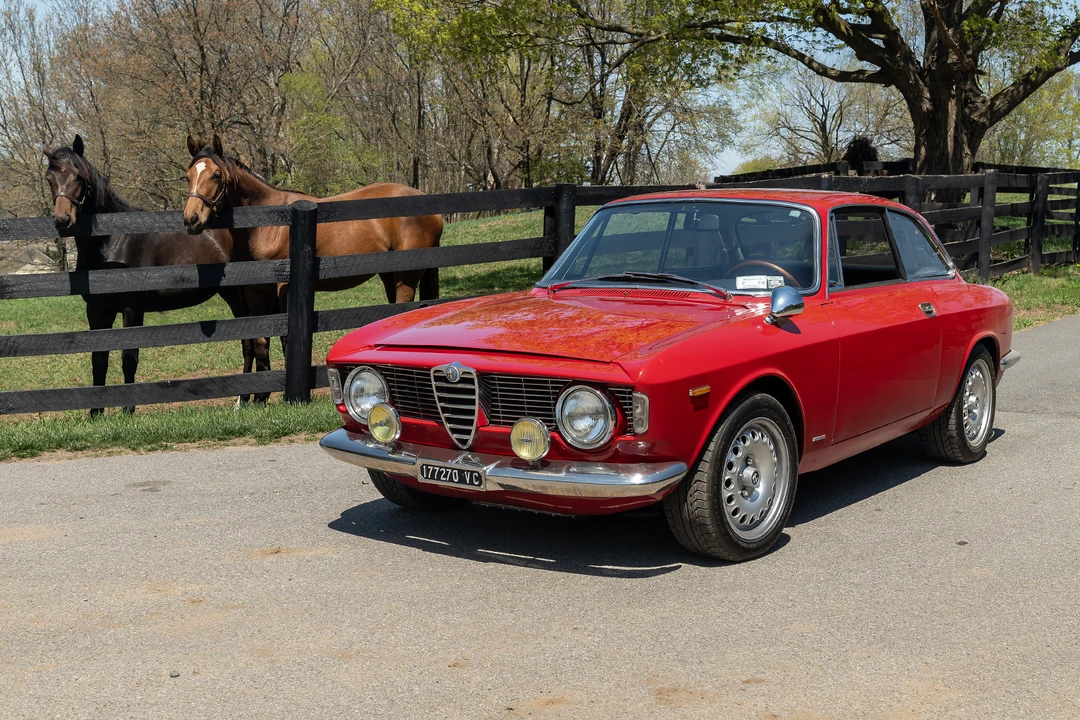 1964 Alfa Romeo Giulia Sprint GT - Image 8 of 31