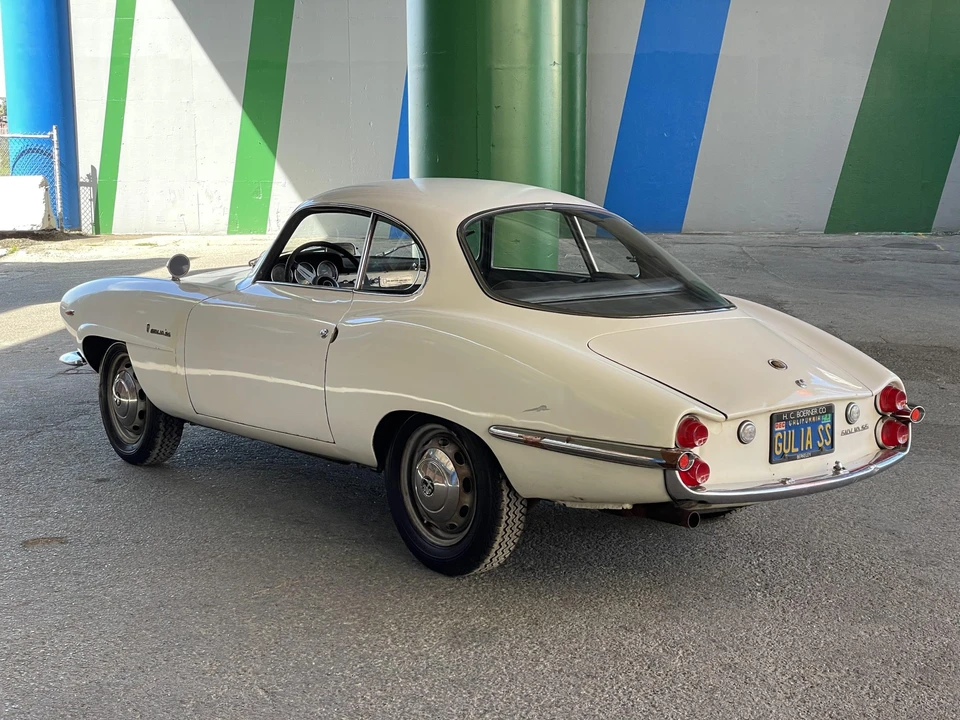 1964 Alfa Romeo Giulietta Sprint Speciale - Image 22 of 31