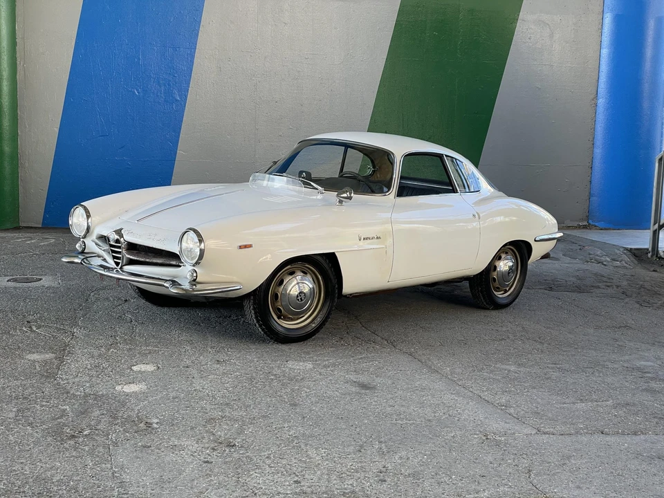 1964 Alfa Romeo Giulietta Sprint Speciale - Image 2 of 31