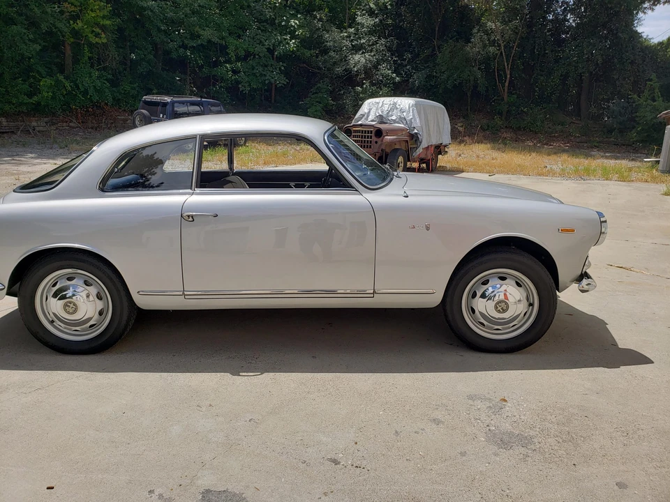 1964 Alfa Romeo Giulietta - Image 16 of 31