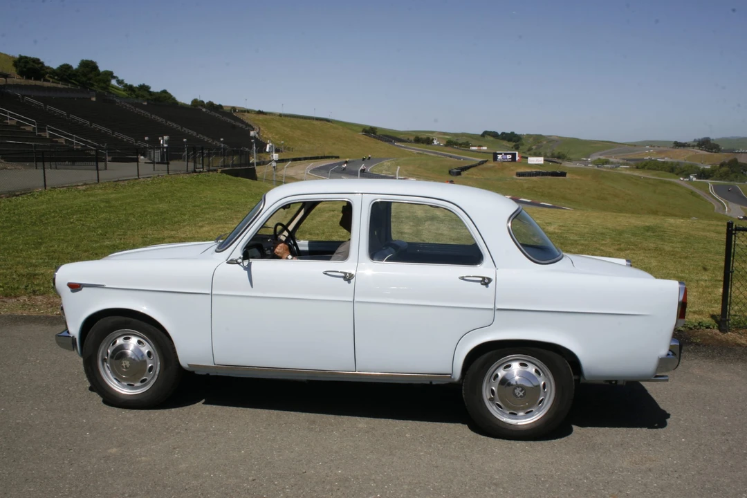 1964 Alfa Romeo Giulietta - Image 14 of 31