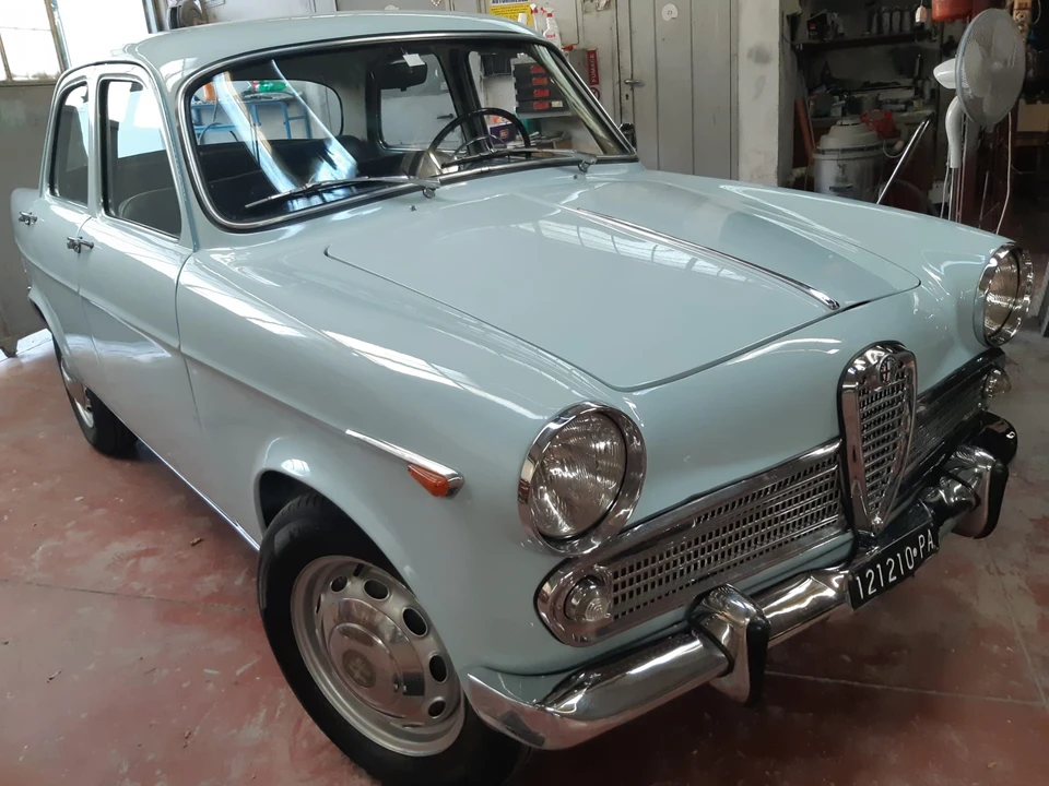 1964 Alfa Romeo Giulietta - Image 20 of 31