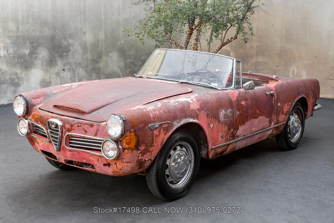 1964 Alfa Romeo 105/115 Series Spider - Image 9 of 31