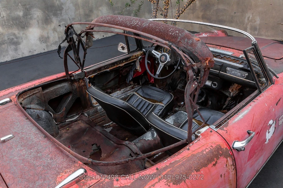 1964 Alfa Romeo 105/115 Series Spider - Image 15 of 31