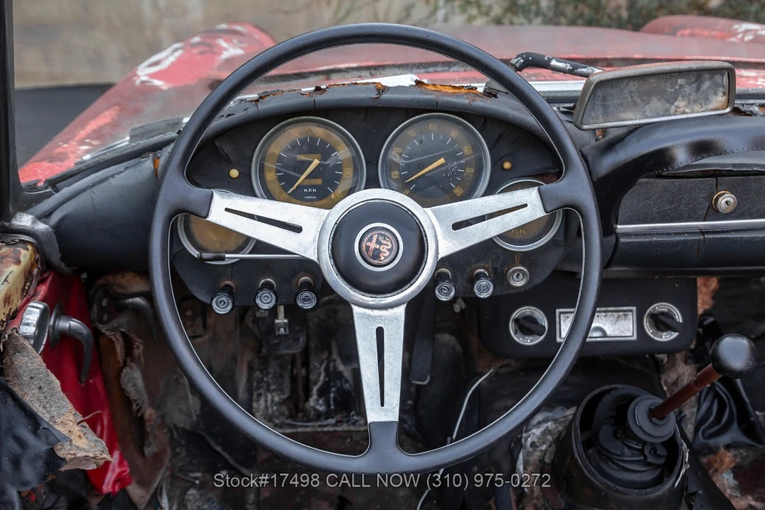 1964 Alfa Romeo 105/115 Series Spider - Image 20 of 31