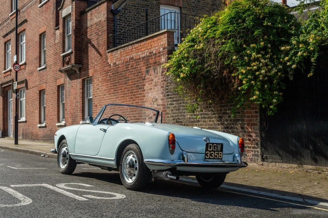 1964 Alfa Romeo Giulia GTC - Image 16 of 30
