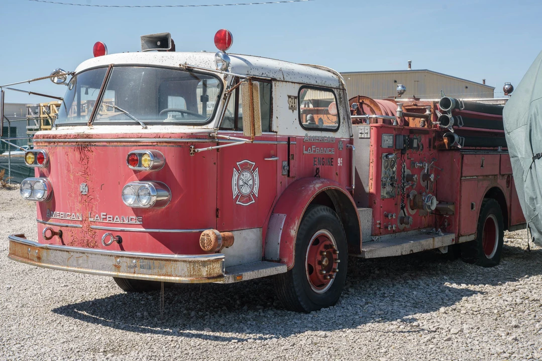 1964 American LaFrance - Image 2 of 31