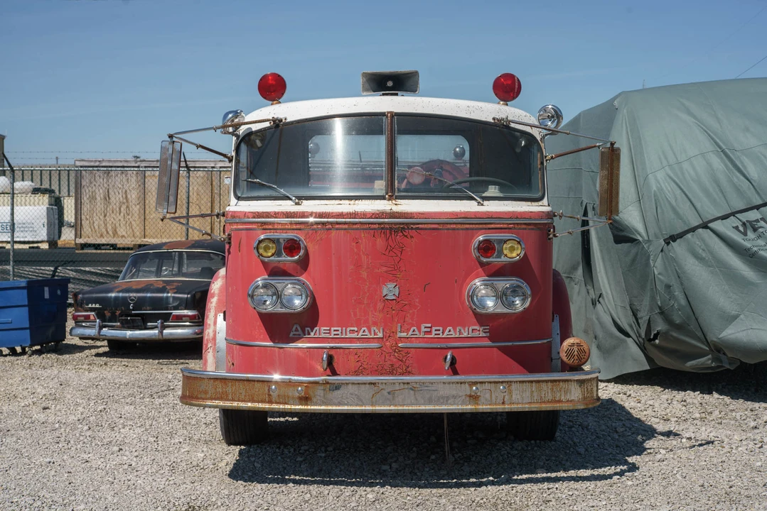 1964 American LaFrance - Image 3 of 31
