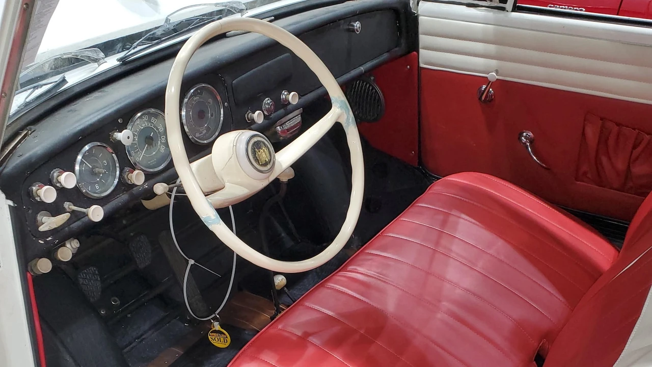 1964 Amphicar Model 770 - Image 3 of 10