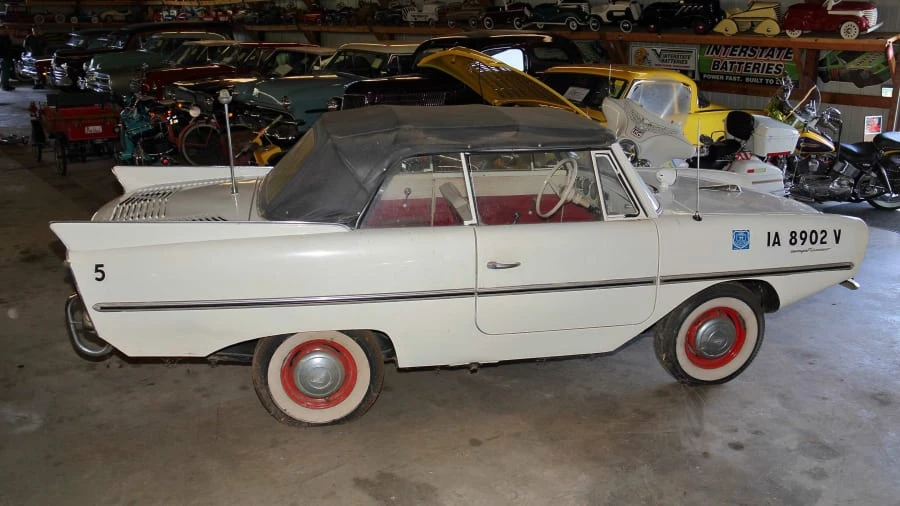 1964 Amphicar Model 770 - Image 2 of 11