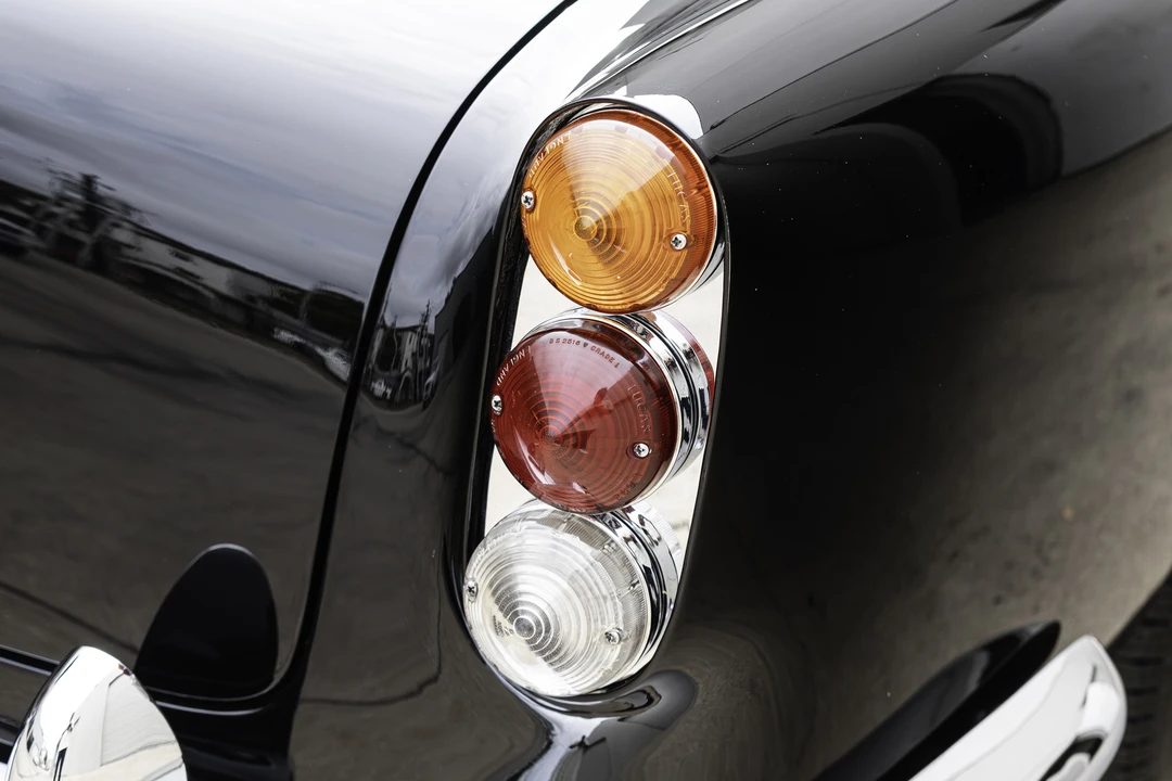 1964 Aston Martin DB5 Convertible - Image 16 of 31
