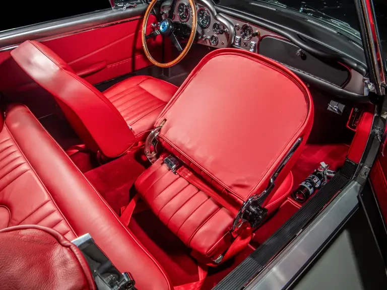 1964 Aston Martin DB5 Convertible - Image 29 of 31