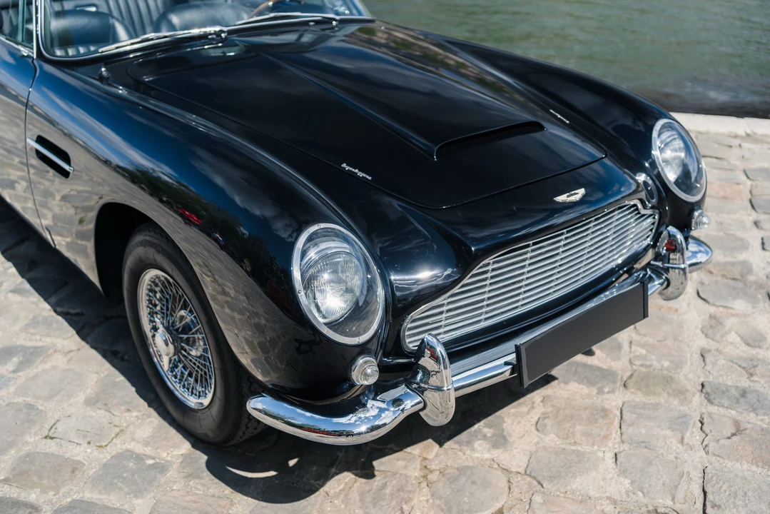 1964 Aston Martin DB5 Convertible - Image 19 of 31