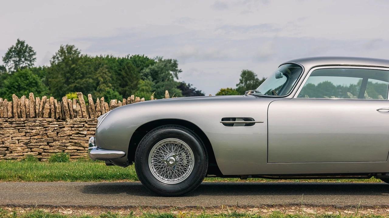 1964 Aston Martin DB5 - Image 28 of 31
