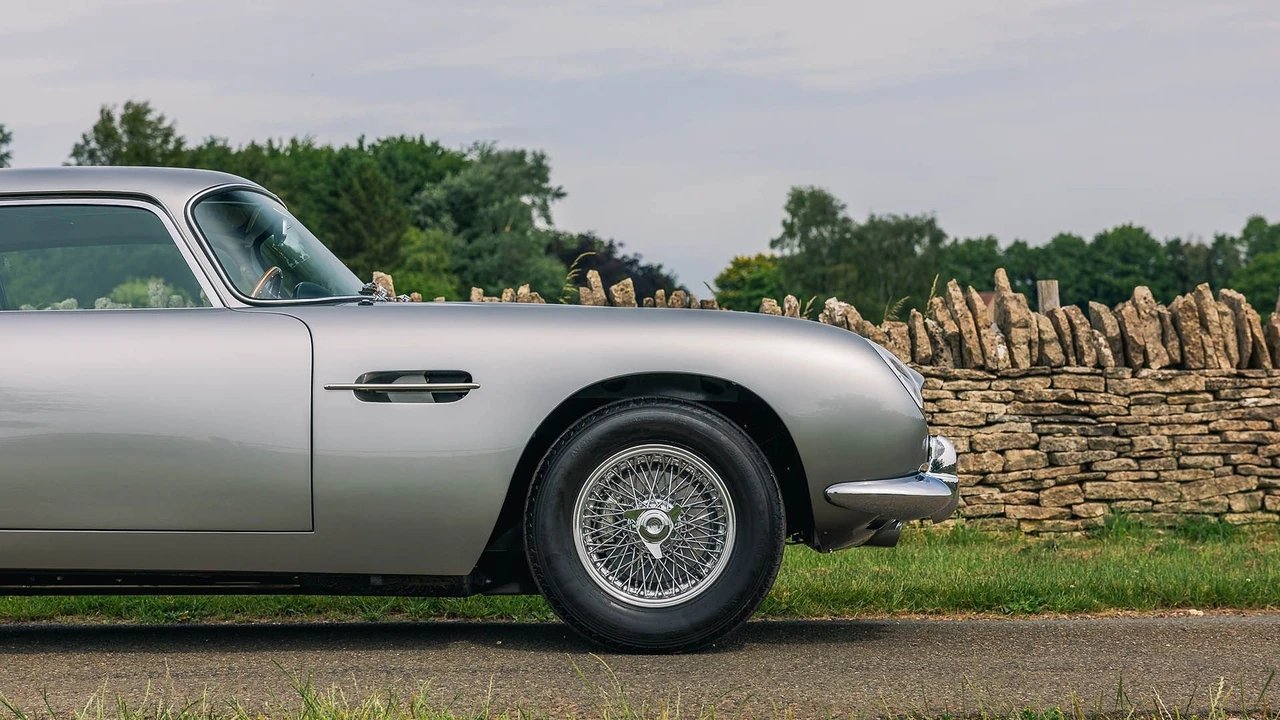 1964 Aston Martin DB5 - Image 25 of 31