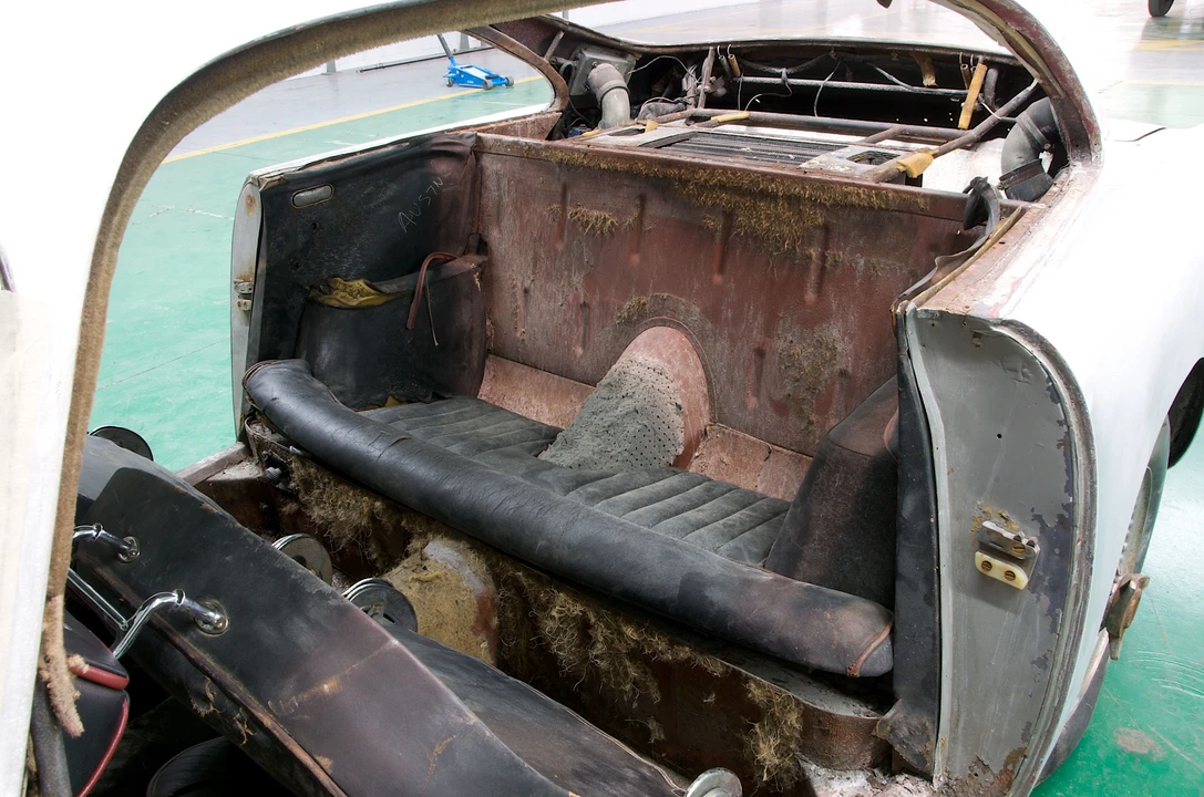 1964 Aston Martin DB5 - Image 28 of 31