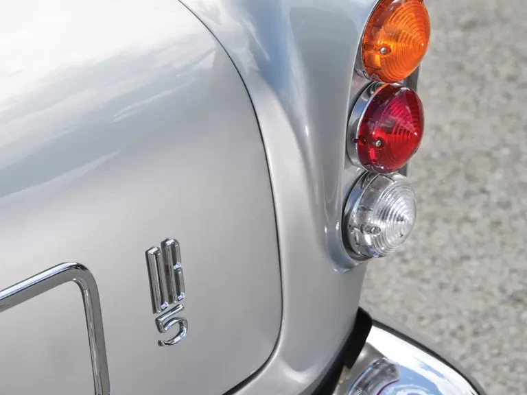 1964 Aston Martin DB5 Vantage - Image 19 of 26