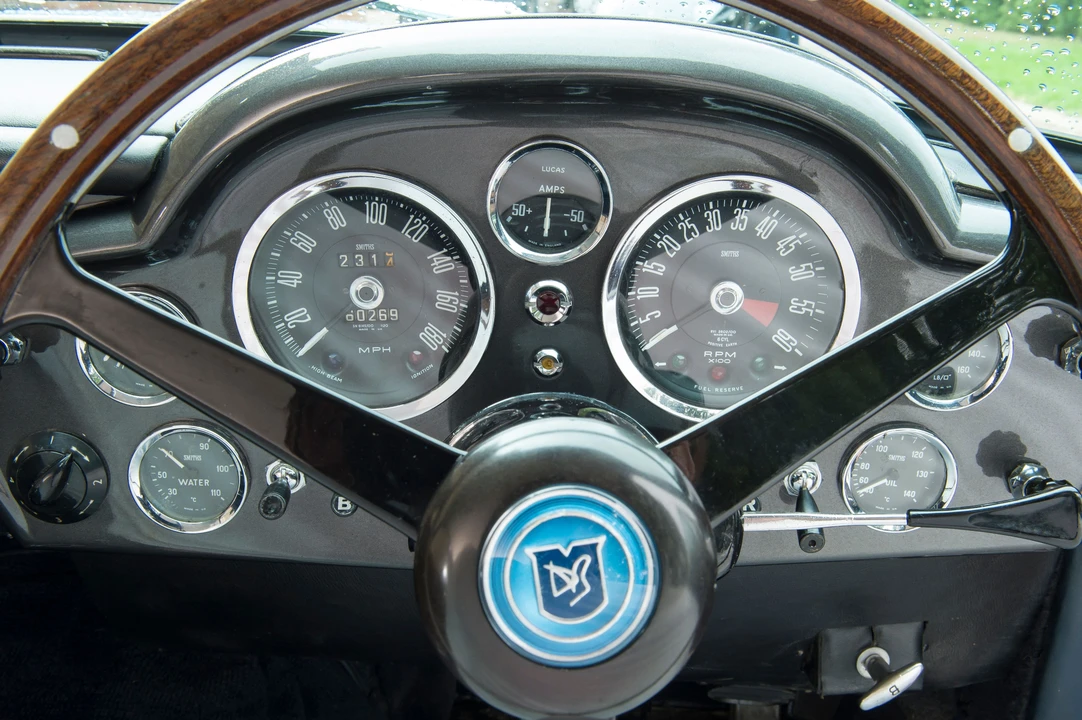 1964 Aston Martin DB6 - Image 5 of 31