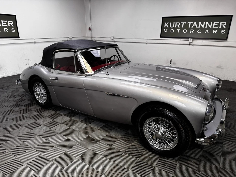 1964 Austin-Healey 3000 Mark III - Image 22 of 31