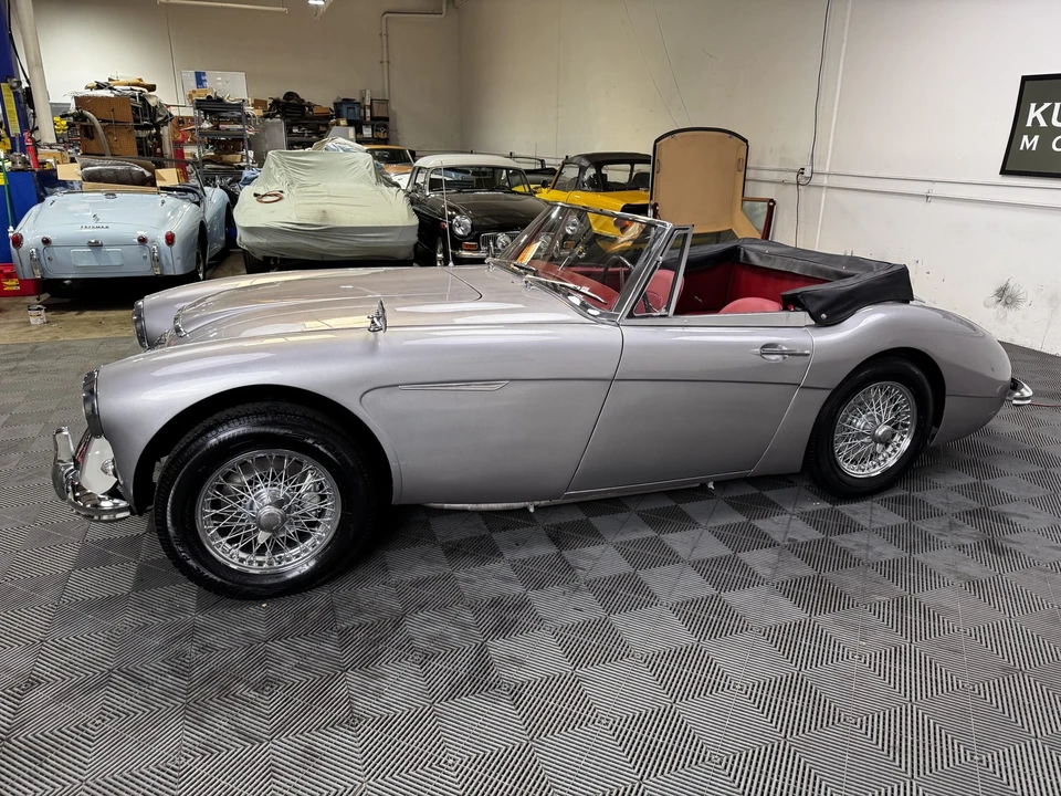 1964 Austin-Healey 3000 Mark III - Image 8 of 31