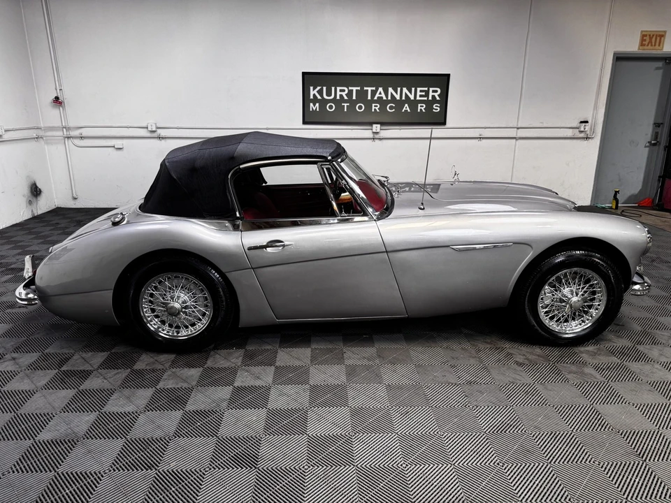 1964 Austin-Healey 3000 Mark III - Image 21 of 31