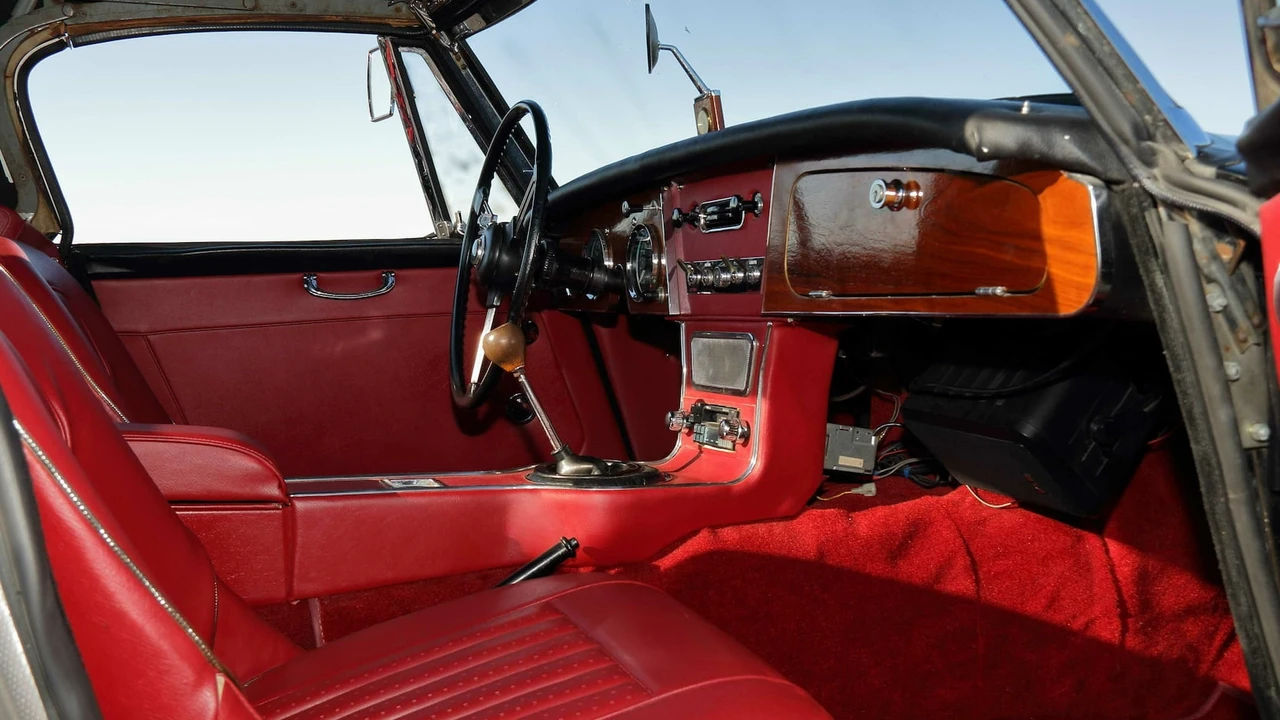 1964 Austin-Healey 3000 Mark III - Image 5 of 19