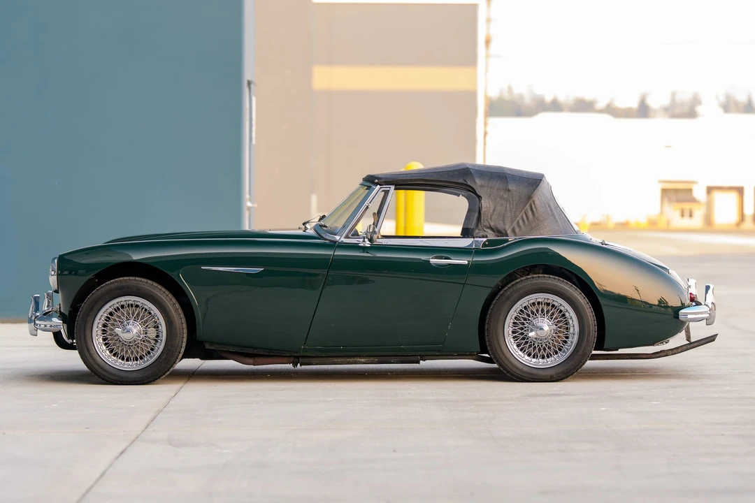 1964 Austin-Healey 3000 Mark III - Image 4 of 31