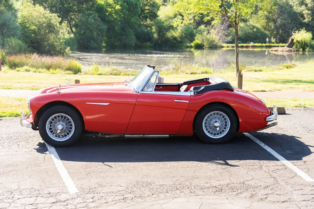 1964 Austin-Healey 3000 Mark II - Image 9 of 31