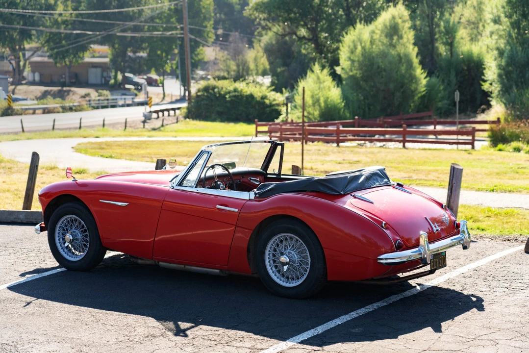 1964 Austin-Healey 3000 Mark II - Image 11 of 31