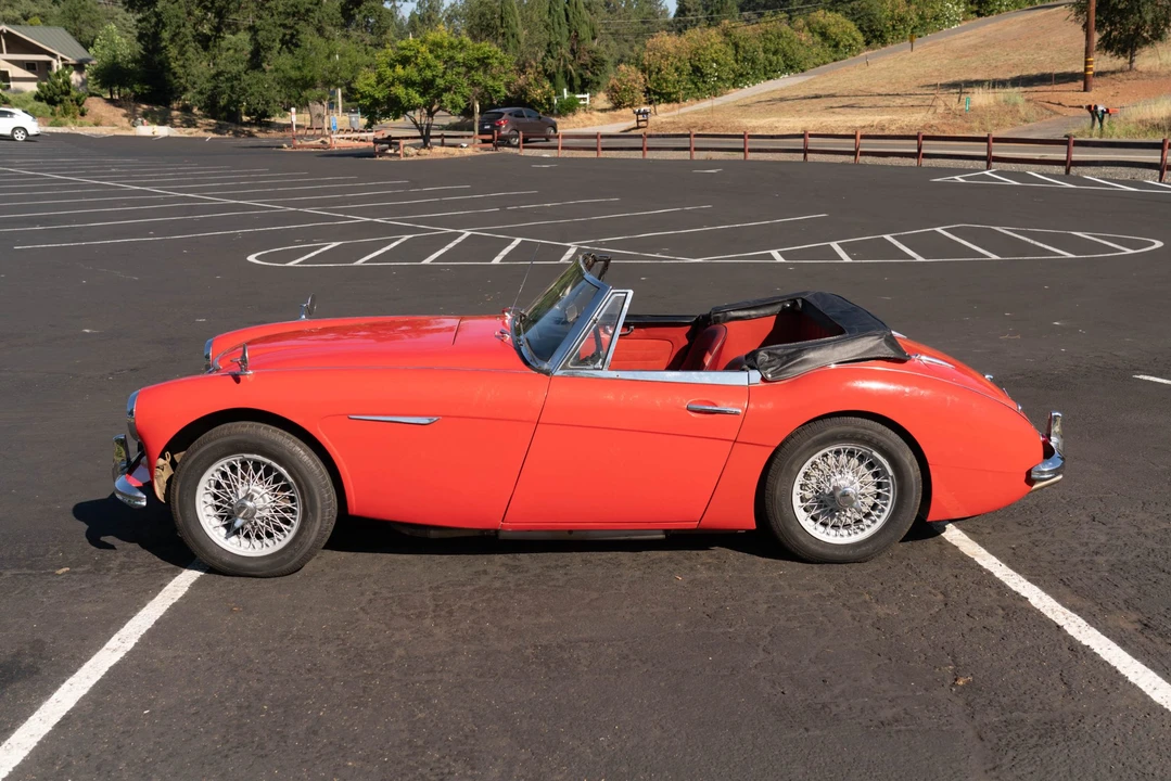 1964 Austin-Healey 3000 Mark II - Image 8 of 31