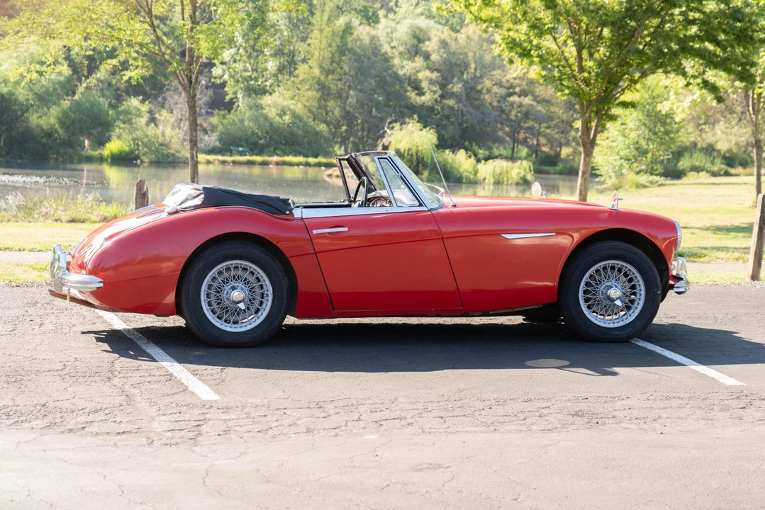 1964 Austin-Healey 3000 Mark II - Image 15 of 31