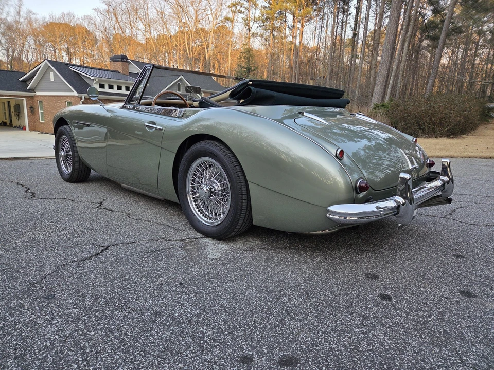 1964 Austin-Healey 3000 Mark III - Image 9 of 31