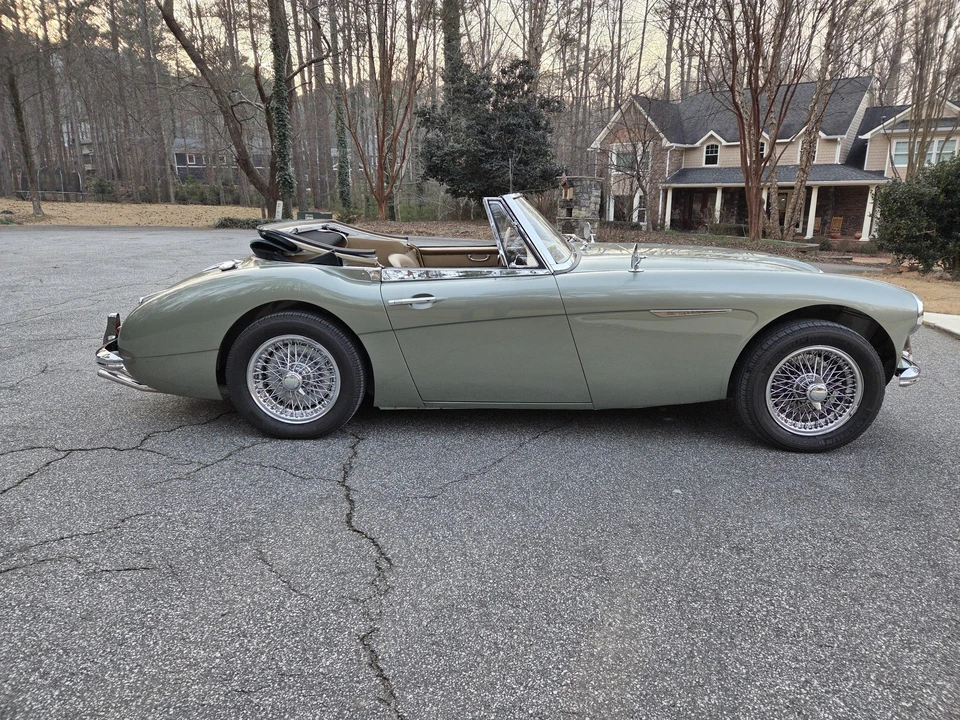 1964 Austin-Healey 3000 Mark III - Image 4 of 31