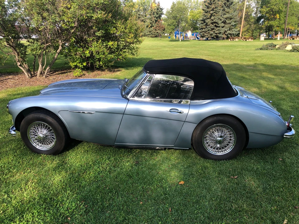 1964 Austin-Healey 3000 Mark III - Image 12 of 31