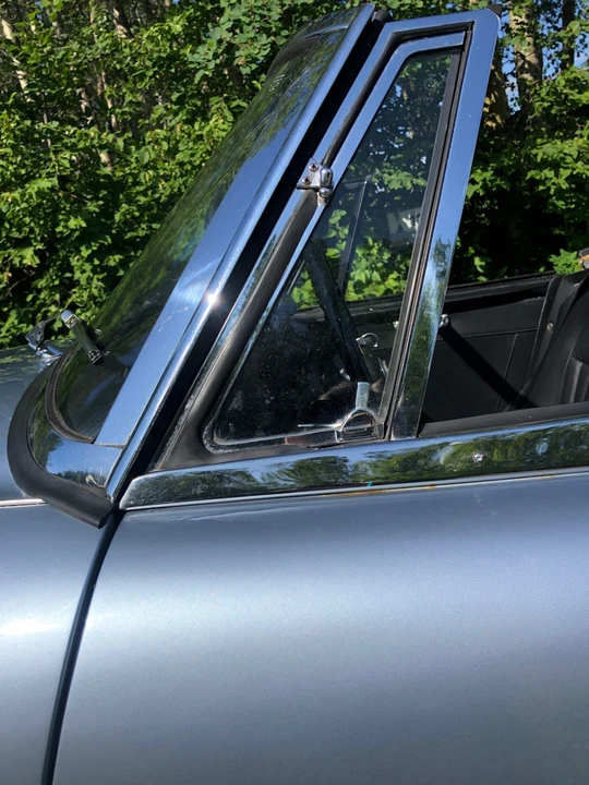 1964 Austin-Healey 3000 Mark III - Image 30 of 31