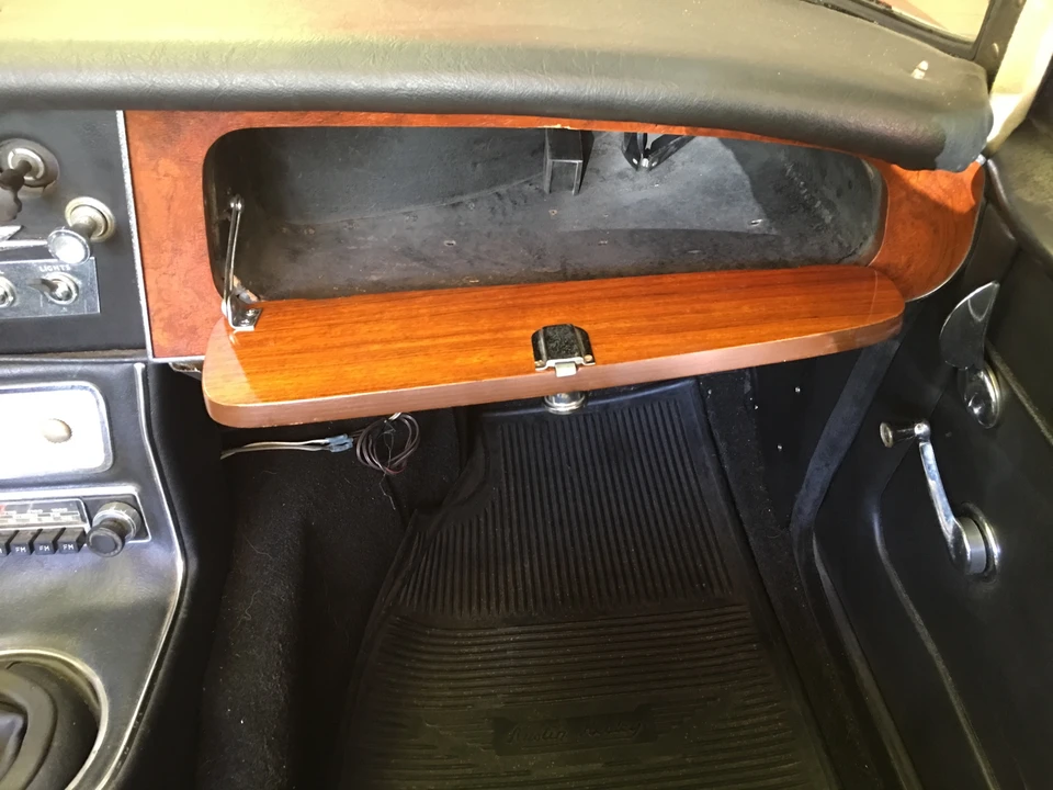 1964 Austin-Healey 3000 Mark III - Image 19 of 31