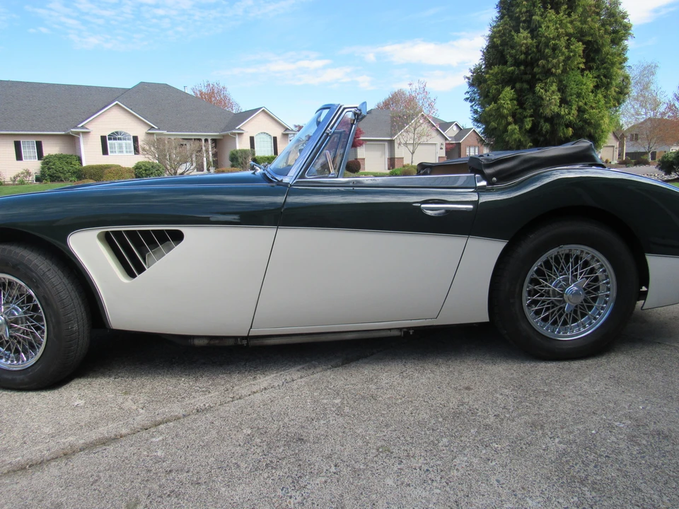 1964 Austin-Healey 3000 Mark III - Image 10 of 31