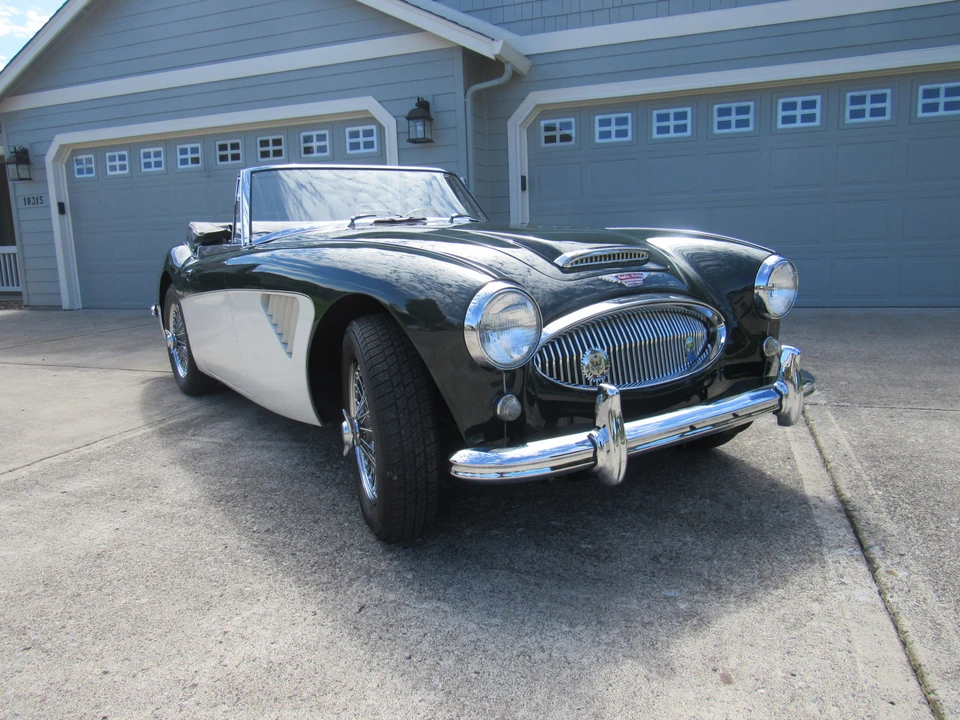 1964 Austin-Healey 3000 Mark III - Image 2 of 31