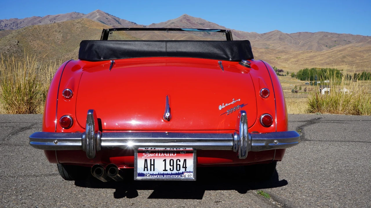 1964 Austin-Healey 3000 Mark III - Image 13 of 31