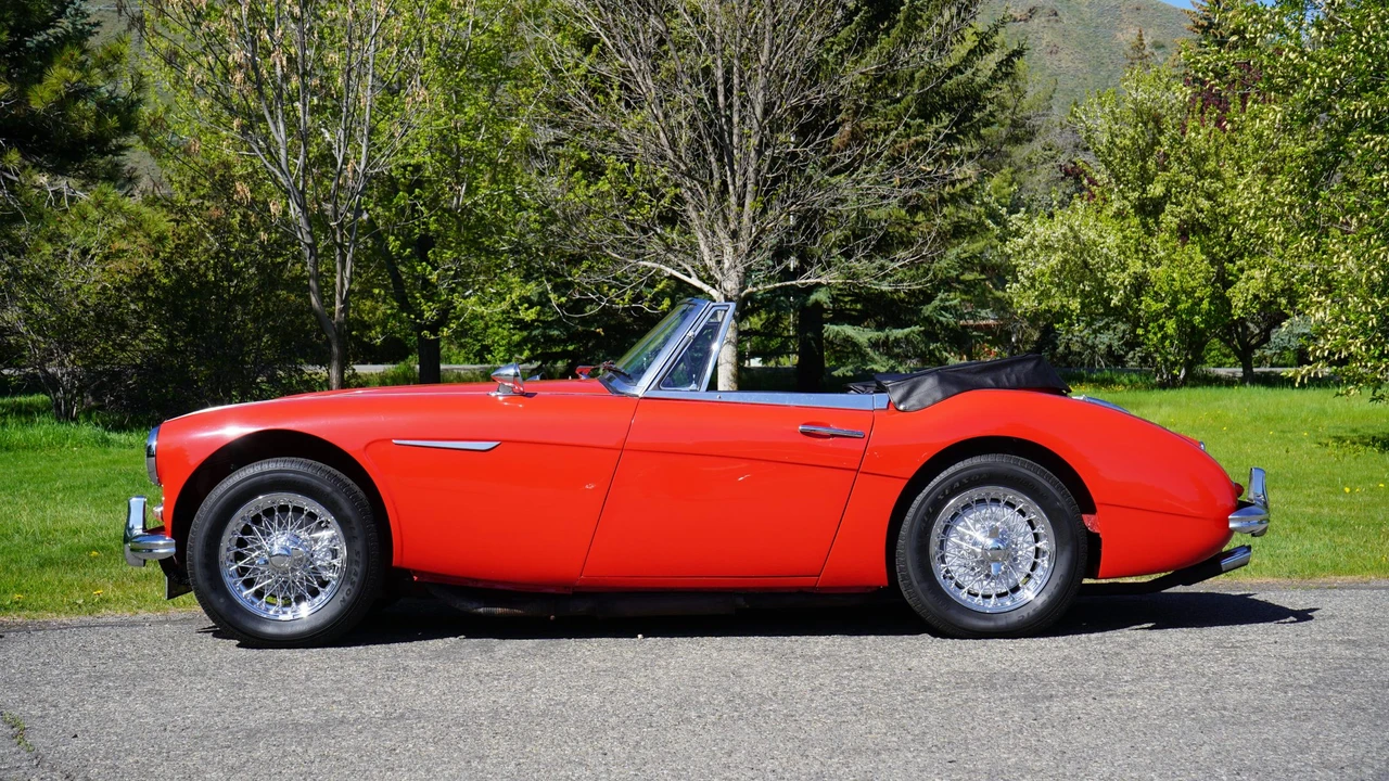 1964 Austin-Healey 3000 Mark III - Image 16 of 31