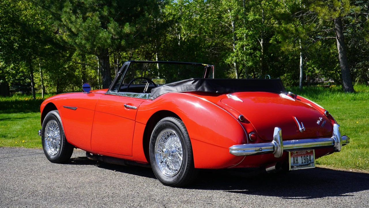 1964 Austin-Healey 3000 Mark III - Image 14 of 31