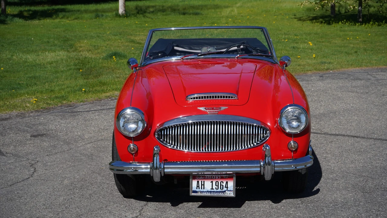 1964 Austin-Healey 3000 Mark III - Image 4 of 31